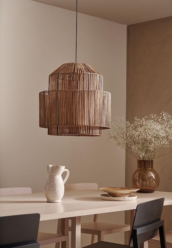 Fantastiskt fin Lampa som passar bra vid många olika tillfällen.