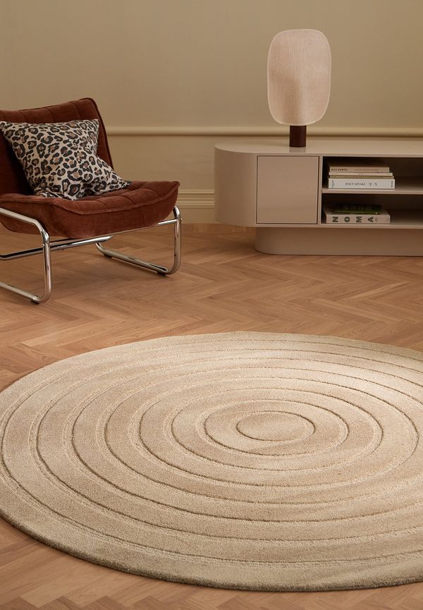 Riktigt fin ullmatta i vitt från Ellos Home.