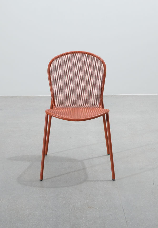 Mysig stol 2025 från EMU.