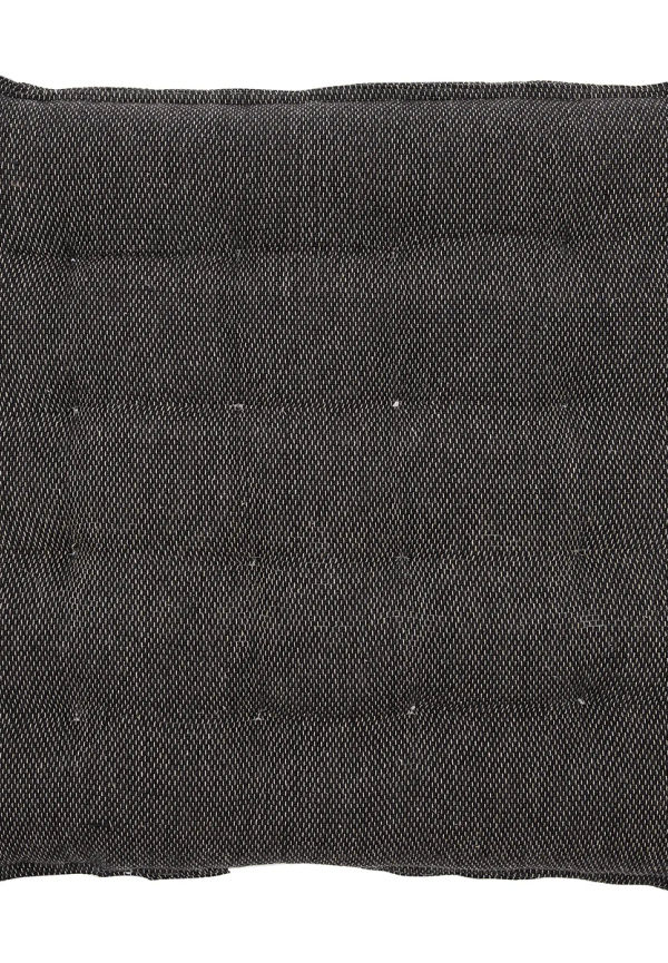 Riktigt trendig svart möbel 2025 från ERNST.