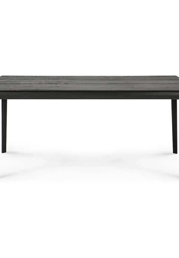 Elegant bord som passar bra vid många olika tillfällen.