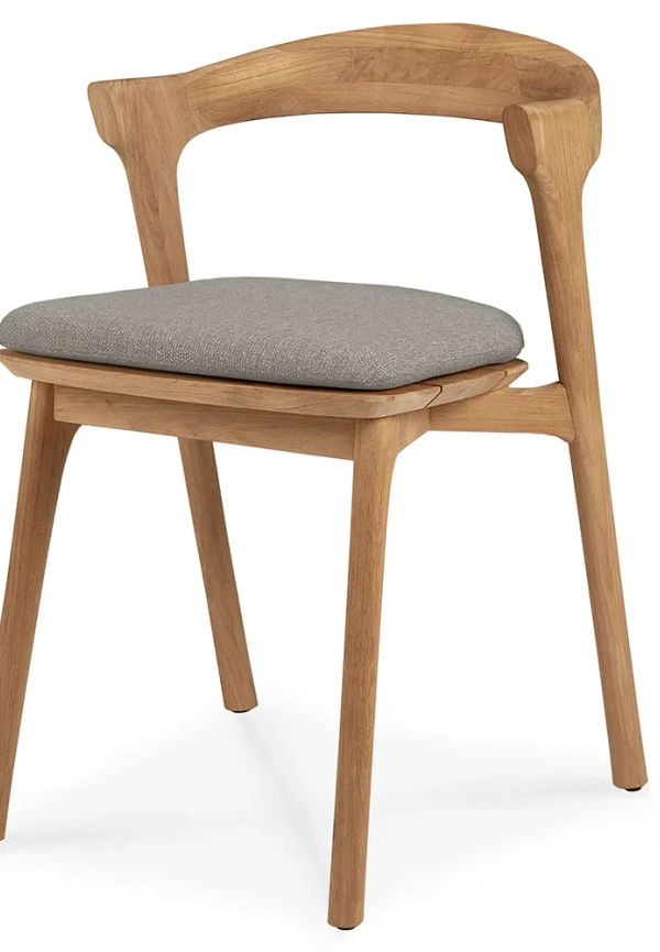 Söt teakmatstol 2025 från Ethnicraft.