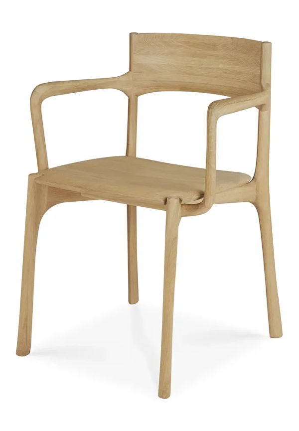 Otroligt fin matstol 2025 från Ethnicraft.