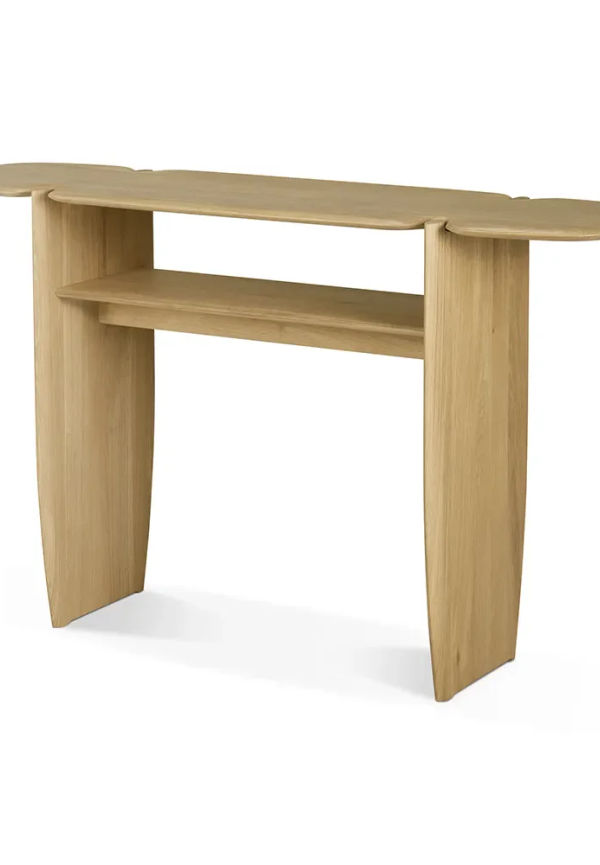 Elegant bord som passar bra vid många olika tillfällen.