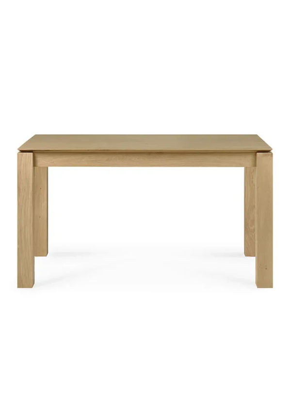 Elegant bord som passar bra vid många olika tillfällen.