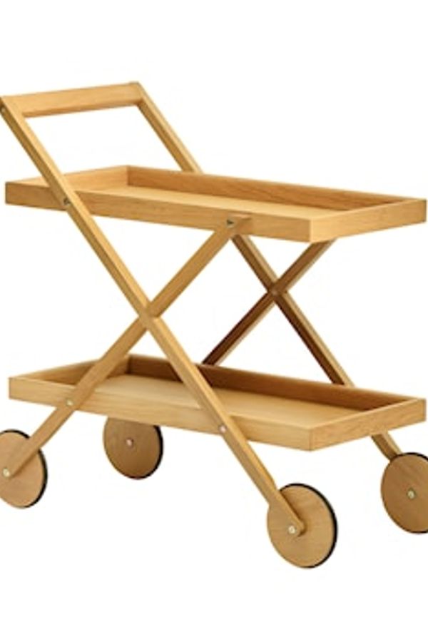 Modern bord i beige färg gjord i ek.