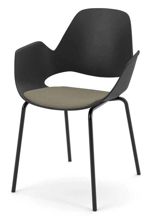 Houe matstol som passar perfekt till sommaren 2025!