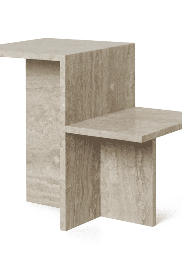 Stilren bord som passar bra vid många olika tillfällen.