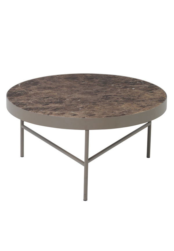 Stilren soffbord i brunt från FERM LIVING.