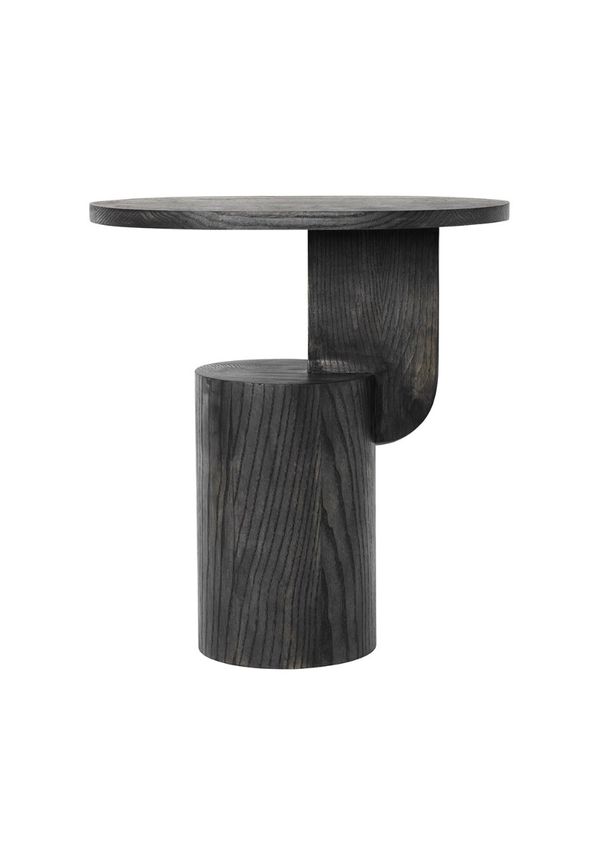 Supersnygg brickbord 2024 från FERM LIVING.