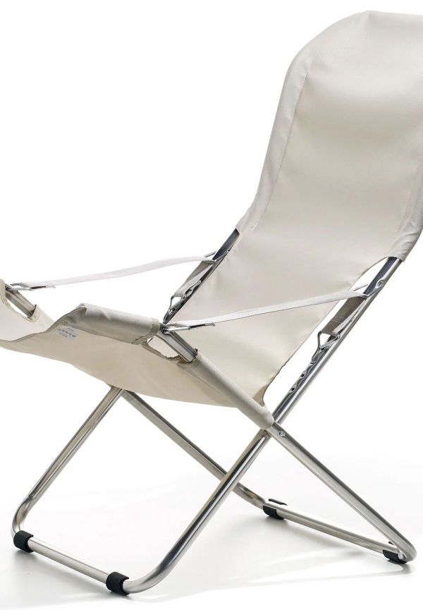 Riktigt trendig solsäng 2025 från Fiam.