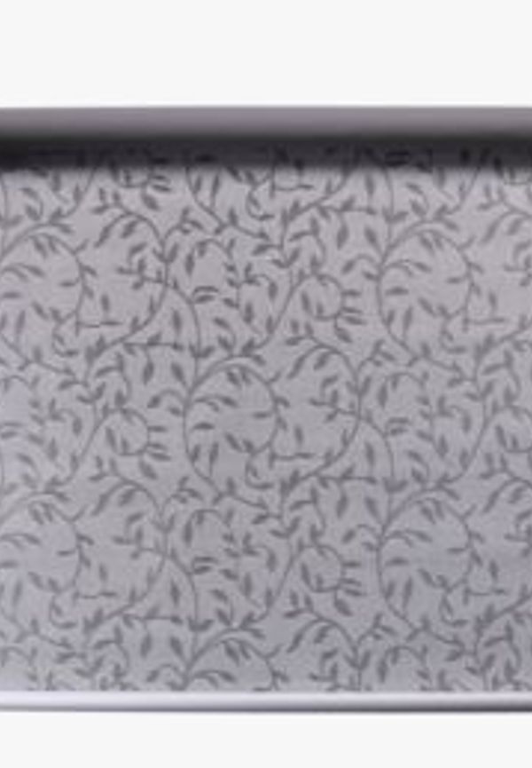 Supersnygg rullgardin i grå färg gjord i aluminium.