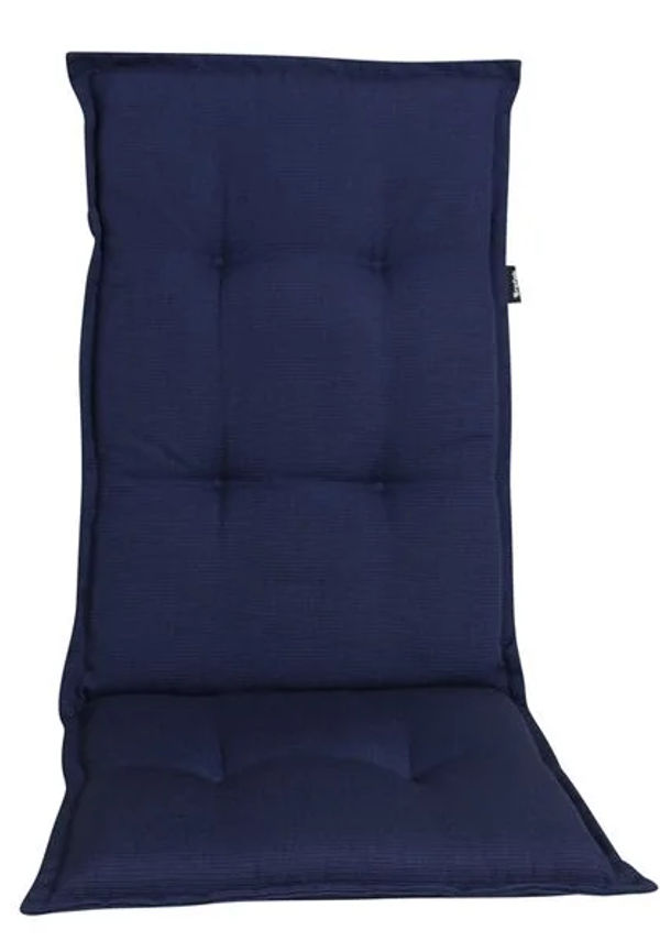 Elegant Möbel som passar bra vid många olika tillfällen.