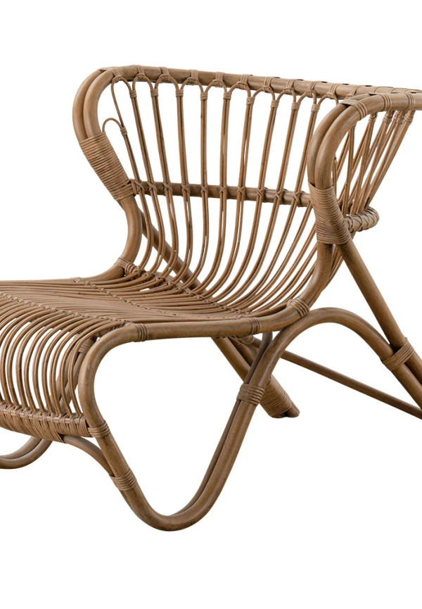 Skön möbel i beiget från Sika Design.