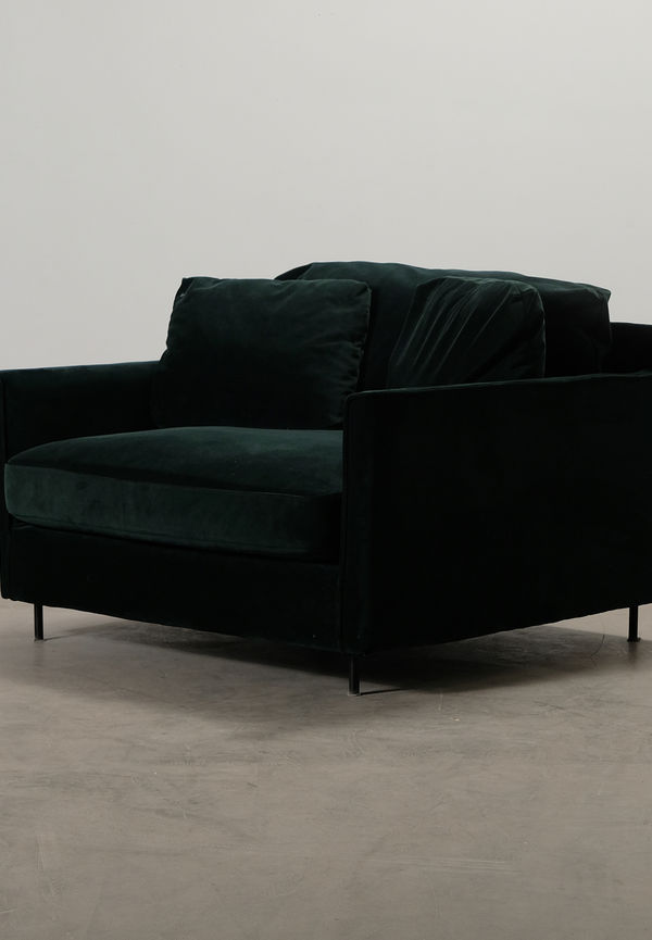 Fin Fåtölj som passar bra vid många olika tillfällen.