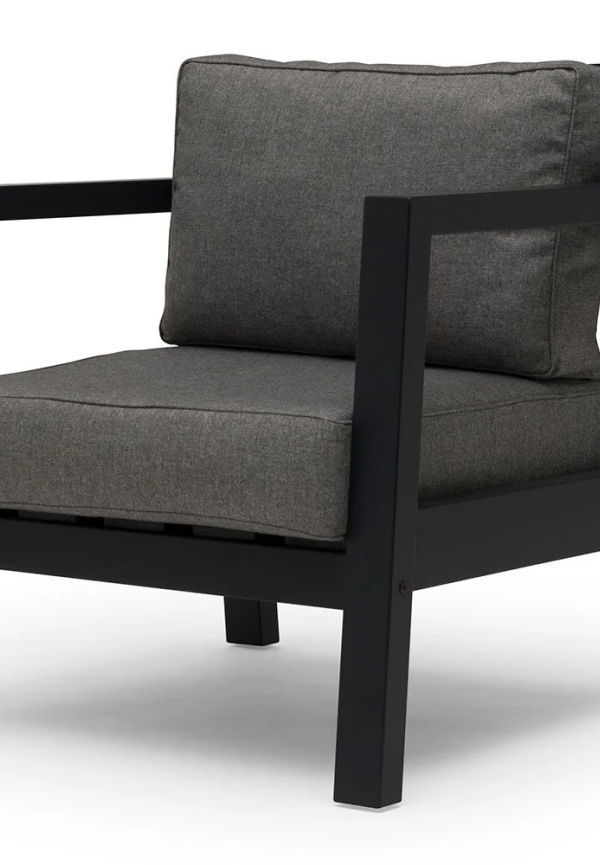 Fin bord som passar bra vid många olika tillfällen.