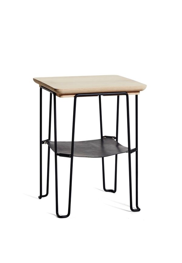 Härlig bord som passar bra vid många olika tillfällen.