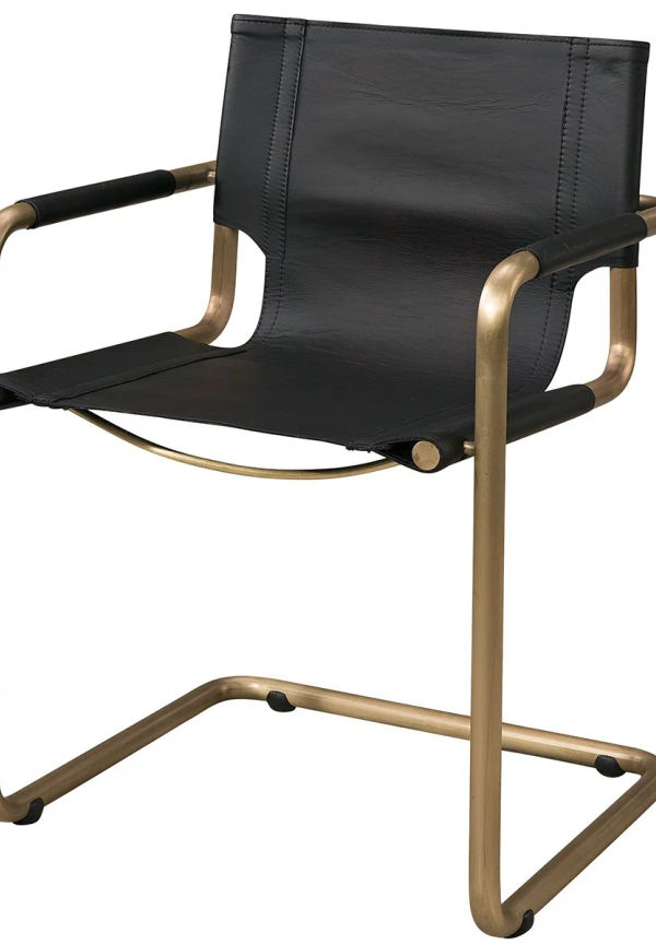 Stilren Stol som passar bra vid många olika tillfällen.