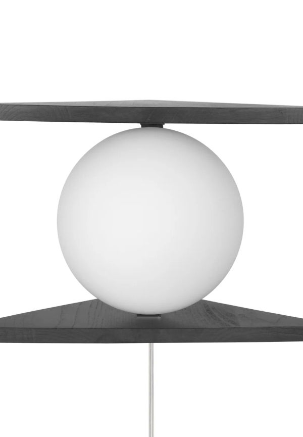 Söt svart vägglampa 2025 från Globen Lighting.