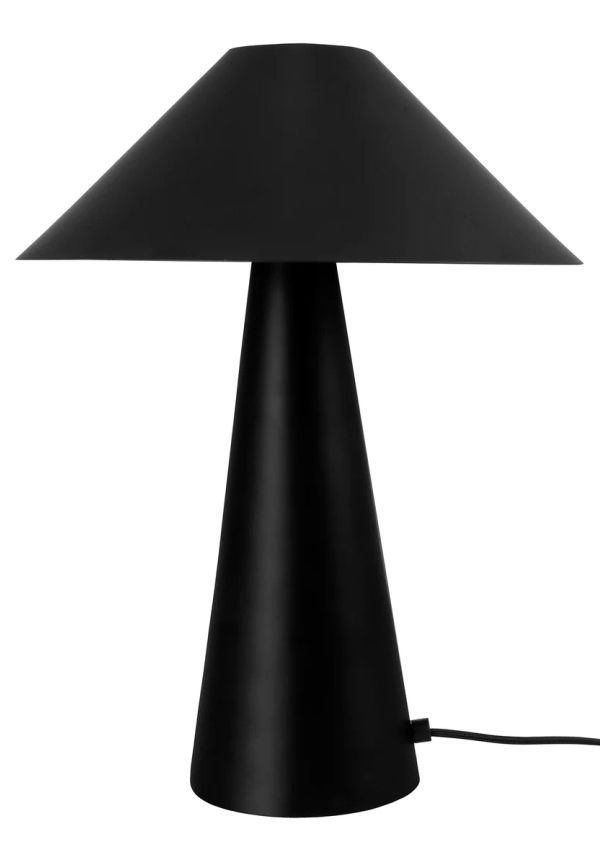 Modern svart lampa 2025 från Globen Lighting.