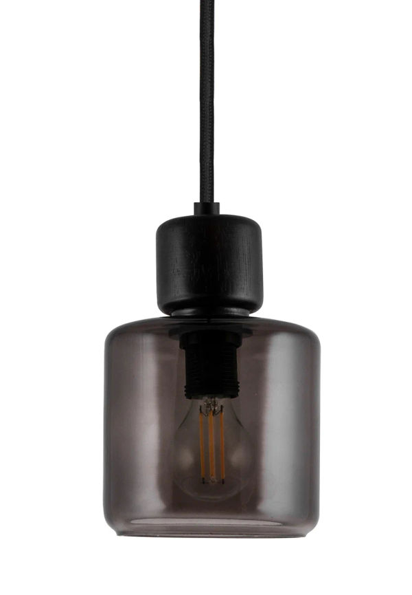 Grå Globen Lighting-taklampa i exklusiv modell.