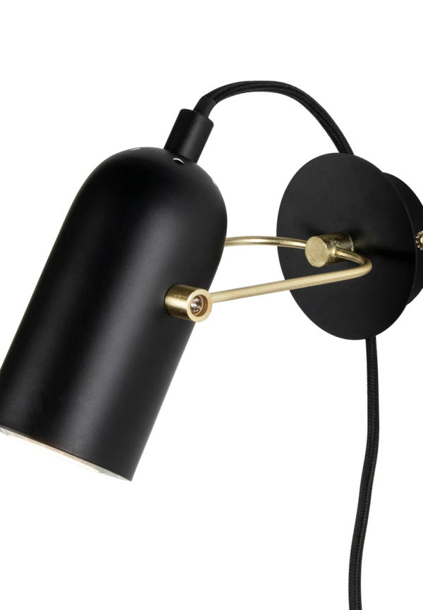 Riktigt snygg vägglampa 2025 från Globen Lighting.