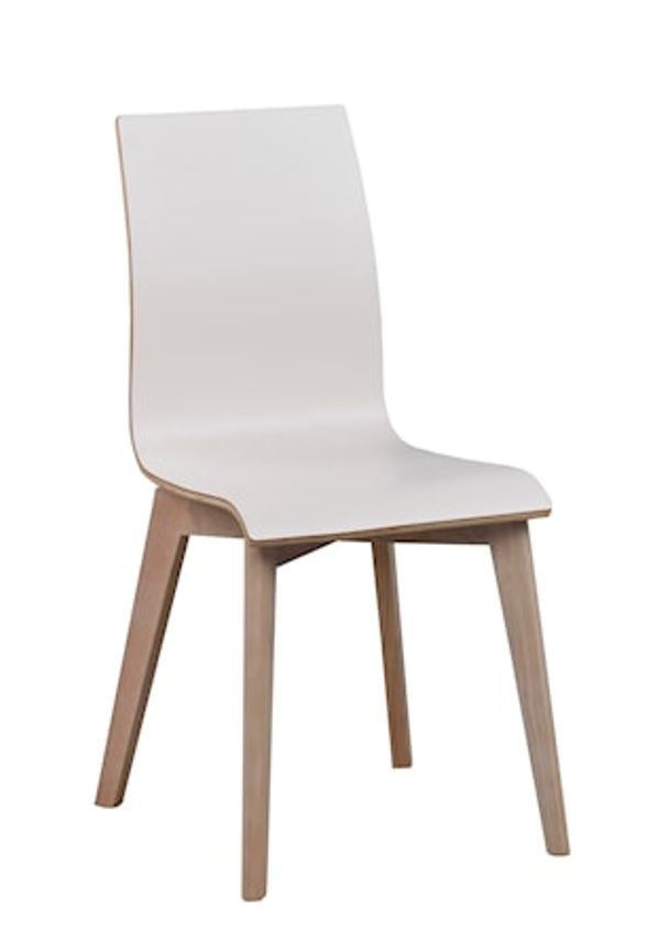 Jättesnygg stol 2025 från Rowico Home.