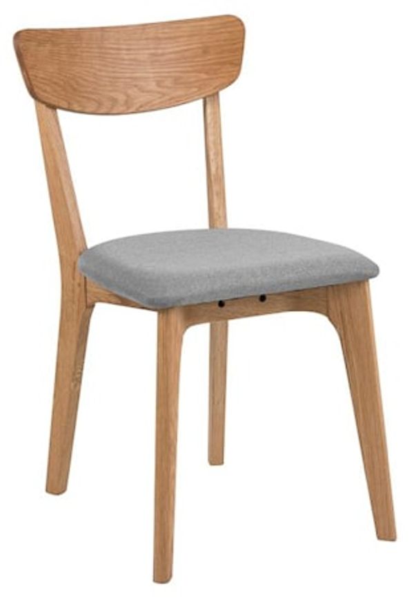 Ikonisk ekstol i grått från Ekeby Form.