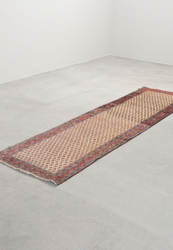 Jättesnygg hallmatta i flerfärgad färg gjord i ull.