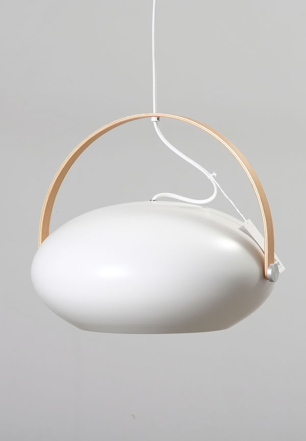 Riktigt trendig pendellampa 2025 från Halo.