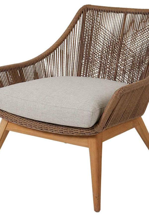 Härlig brun möbel i teak från Brafab.