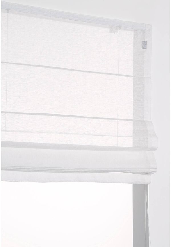 Komfortabel gardin i vitt från Hasta.