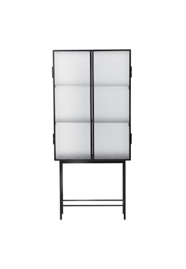 Smickrande svart skåp 2025 från FERM LIVING.