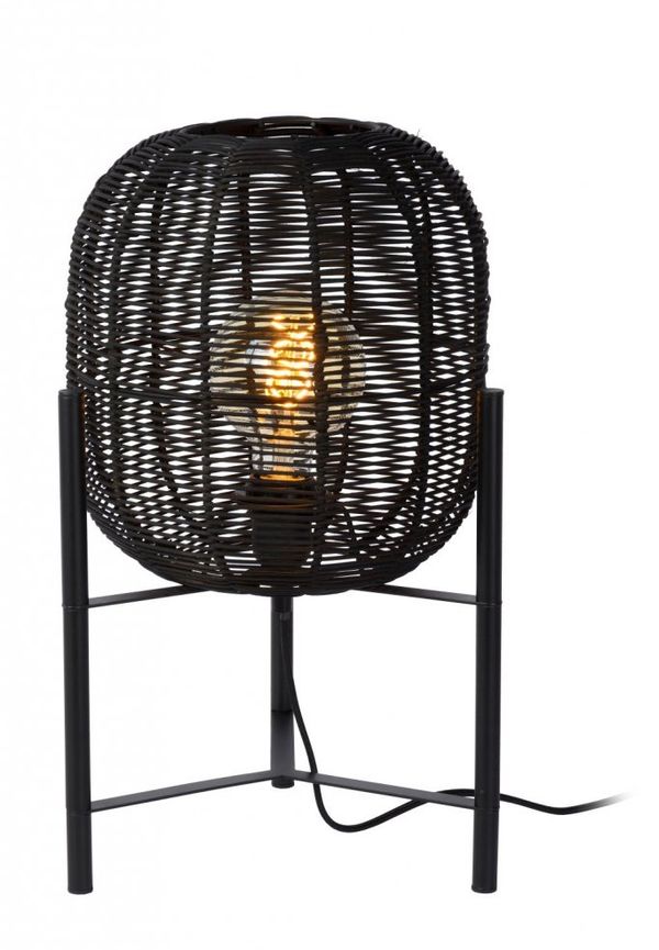 Smickrande Lampa som passar bra vid många olika tillfällen.