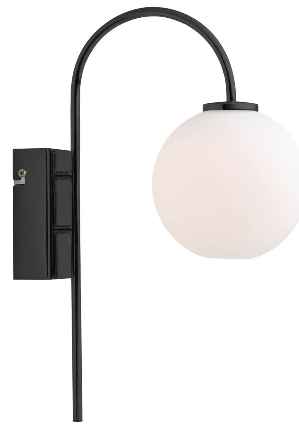 Stilren lampa i svart från Herstal.