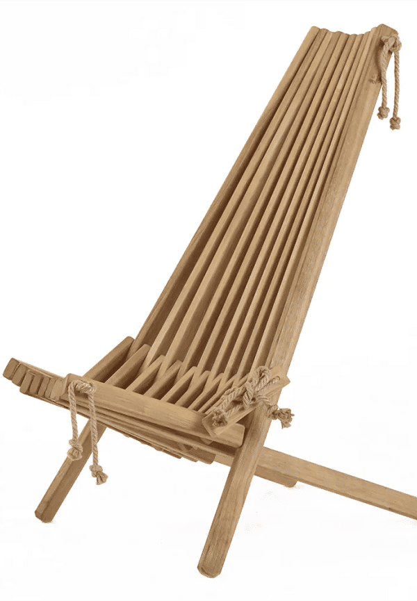 Riktigt snygg däckstol i ek från Hillerstorp.