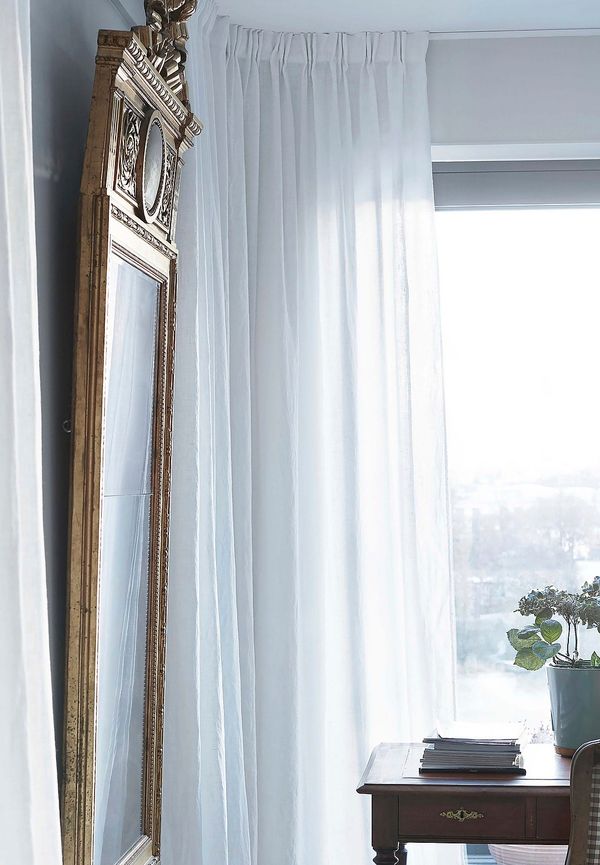 Riktigt fin vit gardin 2025 från Himla.