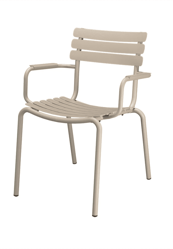 Houe aluminiumstol som passar perfekt till sommaren 2025!