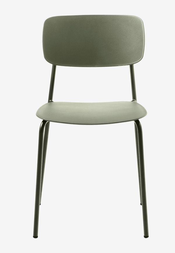 Fin stol i grönt från Håum.