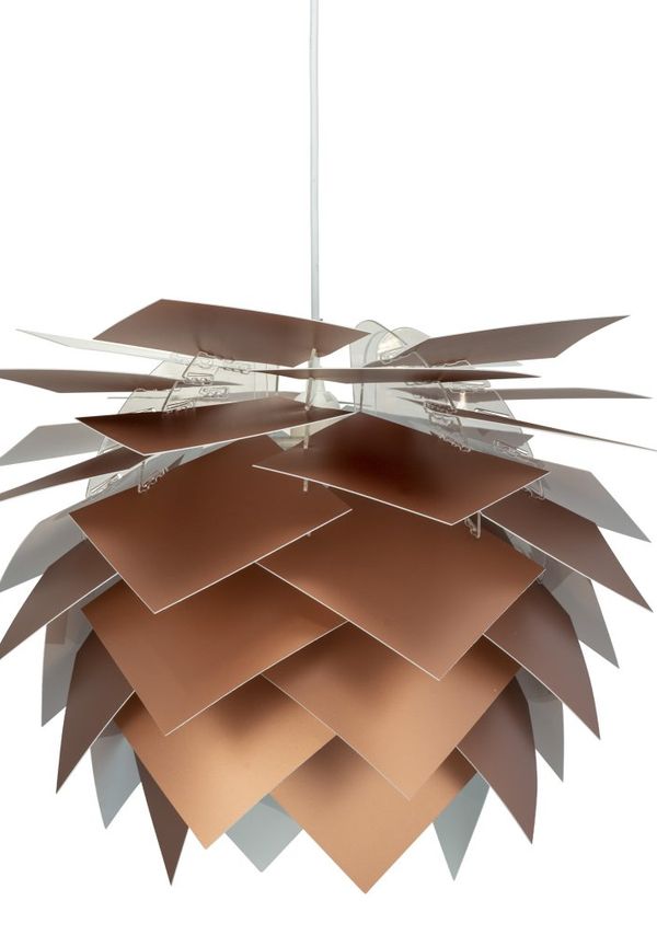 Dyberg Larsen taklampa som passar perfekt till sommaren 2025!