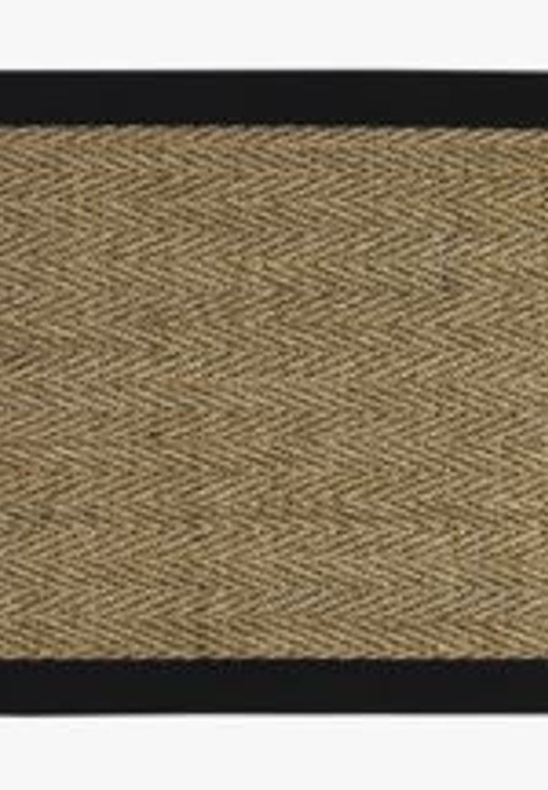 Elegant dörrmatta i svart från hemtex.