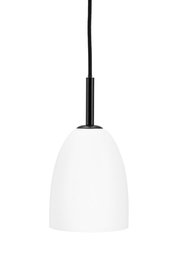 Fantastiskt snygg lampa 2025 från Dyberg Larsen.