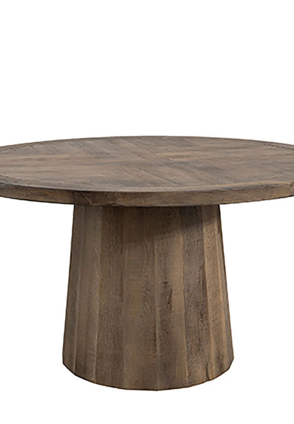 Härlig matbord i ek från Artwood.