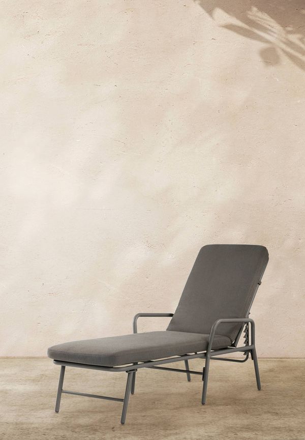 Riktigt snygg aluminiumsolsäng 2025 från Jotex.