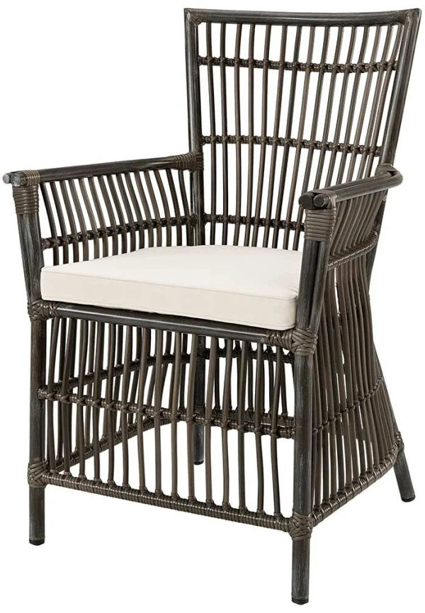 Mysig matbord i aluminium från Artwood.