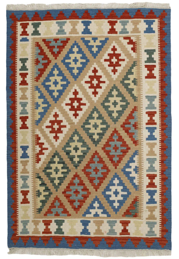 Snygg Matta som passar bra vid många olika tillfällen.