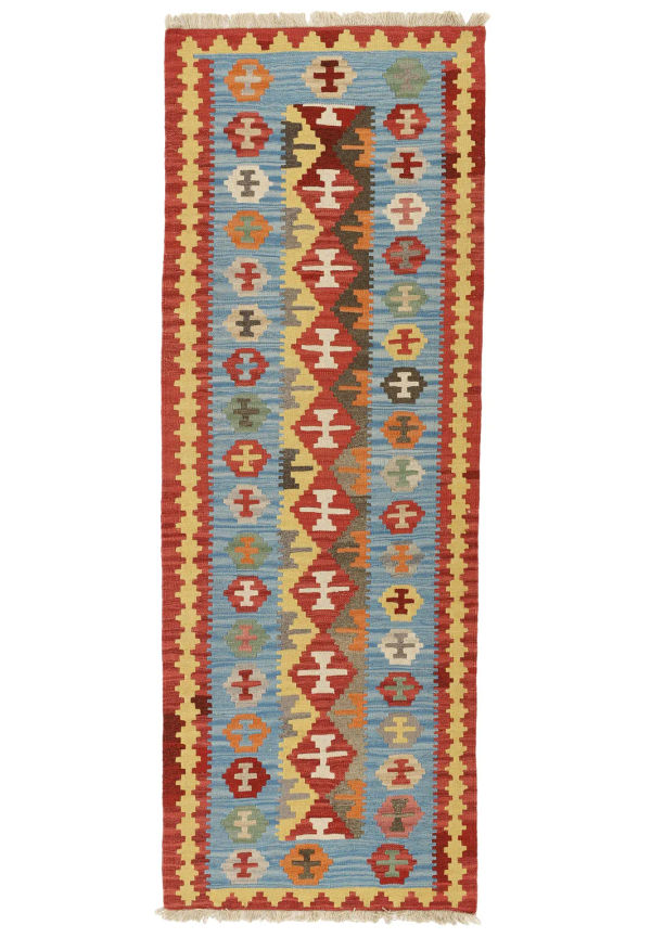 Flerfärgad ullmatta som passar perfekt till våren 2025!