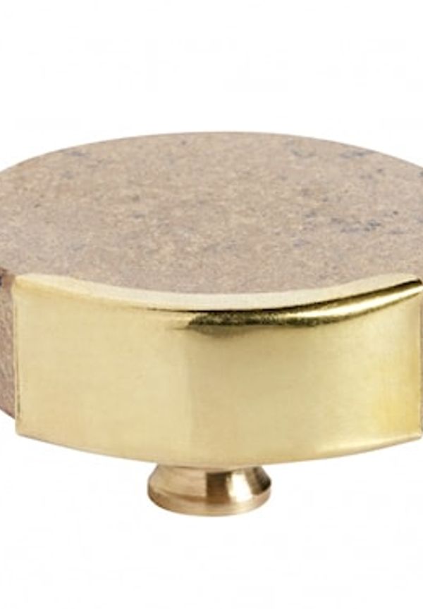 Stilren beige möbel 2025 från Nordal.