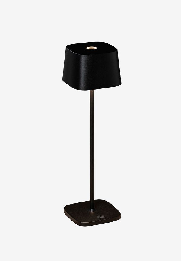 Riktigt fin bordslampa i aluminium från Konstsmide.