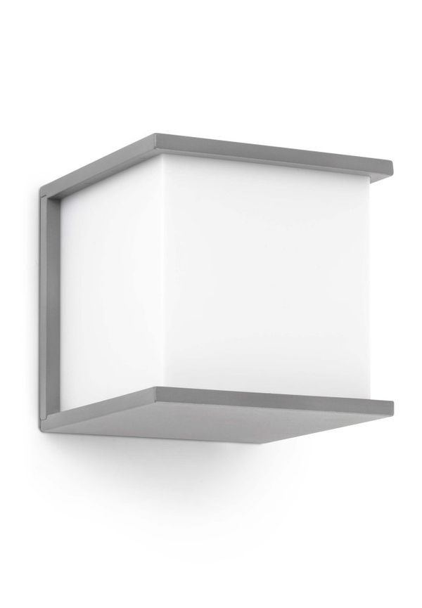 Otroligt fin fasadlampa i aluminium från Faro Barcelona.